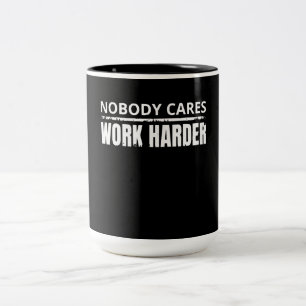 Caneca De Café Em Dois Tons Ninguém se importa de trabalhar mais com o oferta