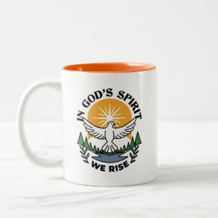 Caneca De Café Em Dois Tons No espírito de Deus que levanta - fé e liberdade