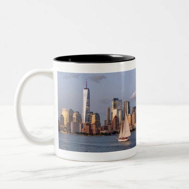 Caneca De Café Em Dois Tons Noite Skyline Lower Manhattan.JPEG (Esquerda)