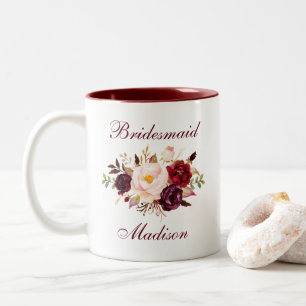 Caneca De Café Em Dois Tons Nome de Bridesmaid Floral da Borboleta da Aquarela