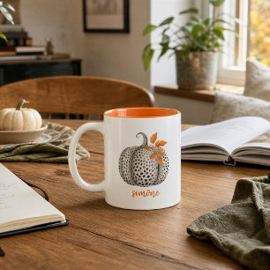 Caneca De Café Em Dois Tons Nome Editável Cair da Colheita de Pumpkin Laranja-