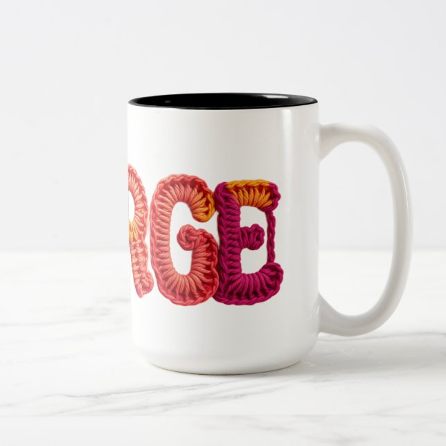 Caneca De Café Em Dois Tons Nome GEORGE no Padrão de Crochet Vibrante (Direita)