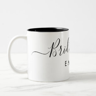 Caneca De Café Em Dois Tons Nome Personalizado do Bridesmaid do Script Elegant