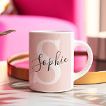 Caneca De Café Em Dois Tons Nome Personalizado Moderno Monograma Pastel Rosa<br><div class="desc">Nome Personalizado Moderno Monograma Pastel Rosa</div>
