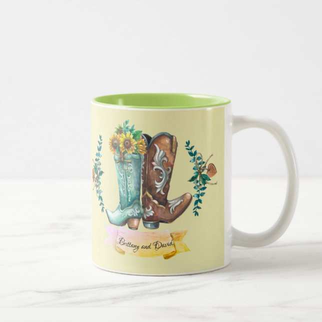 Caneca De Café Em Dois Tons Nomes personalizados Newlyweds Rustic Cowboy Boots (Direita)