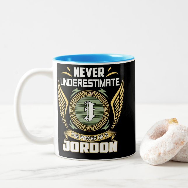 Caneca De Café Em Dois Tons Nunca Subestime O Poder De Um Jordon (Com Donut)