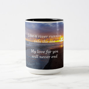 Caneca De Café Em Dois Tons O amor é como um rio que funciona no mar