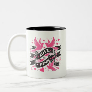 Caneca De Café Em Dois Tons O amor é rosa - pombas, fitas e corações