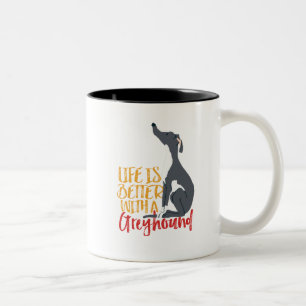 Caneca De Café Em Dois Tons O Cachorro Engraçado é melhor com um Greyhound