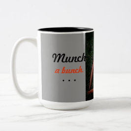 Caneca De Café Em Dois Tons O coelho Munches cenouras/caneca