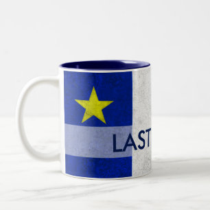 Caneca De Café Em Dois Tons O Grunge afligido da bandeira sobrenome acádico