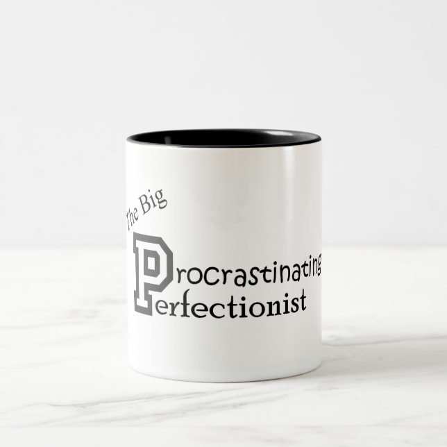 Caneca De Café Em Dois Tons O P grande (Centro)
