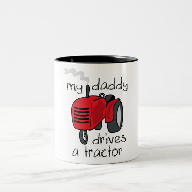 Caneca De Café Em Dois Tons O pai conduz um trator (Centro)