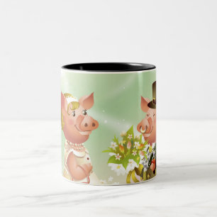 Caneca De Café Em Dois Tons O porco masculino dá um bouqet das flores a um