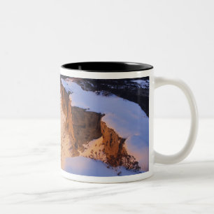Caneca De Café Em Dois Tons O rio Little Missouri no inverno