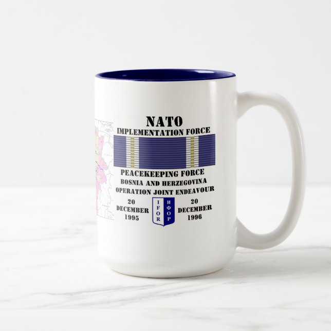 Caneca De Café Em Dois Tons Operação conjunta (Direita)
