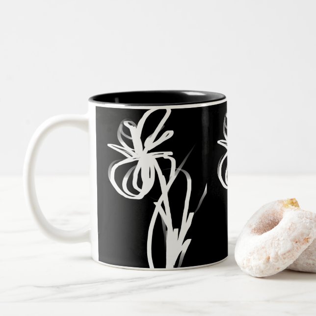 Caneca De Café Em Dois Tons Orchid Noir: Abstrato preto e branco (Com Donut)