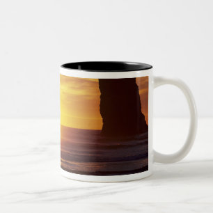 Caneca De Café Em Dois Tons OU, Costa do Oregon, Cannon Beach, pináculos rocho