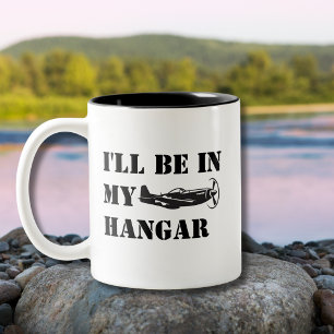 Caneca De Café Em Dois Tons P-51 Mustang Airplane e eu estarei no meu hangar E