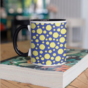 Caneca De Café Em Dois Tons Padrão de bolinhas amarelas em caneca azul