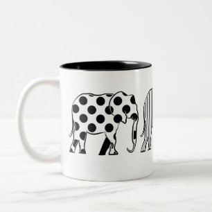 Caneca De Café Em Dois Tons Padrão de chic, elefantes, preto e branco
