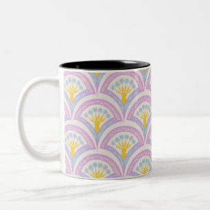 Caneca De Café Em Dois Tons padrão de concha em cores pastel
