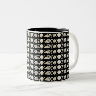 Caneca De Café Em Dois Tons Padrão de Conchas Costeiras