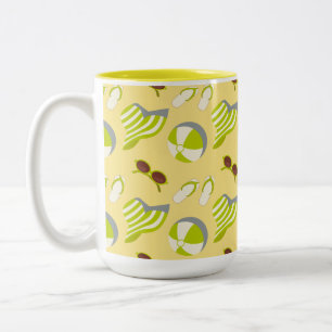 Caneca De Café Em Dois Tons Padrão de férias em praia com óculos de sol e chap