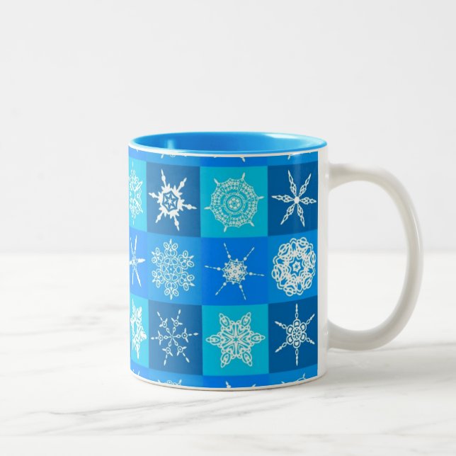 Caneca De Café Em Dois Tons Padrão de Flocos de Neve Azul (Direita)