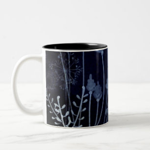 Caneca De Café Em Dois Tons Padrão de Flor Azul Escuro