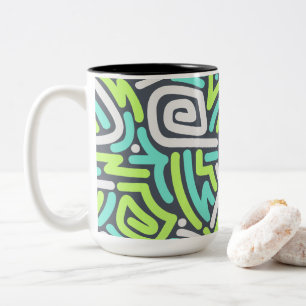 Caneca De Café Em Dois Tons Padrão de Labirinto de Neon Verde e Ciano Ondulado