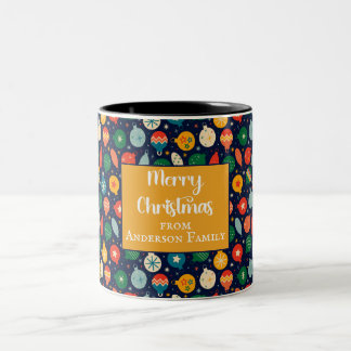 Caneca De Café Em Dois Tons Padrões de Ornamentos de Natal Coloridos Feliz Nat