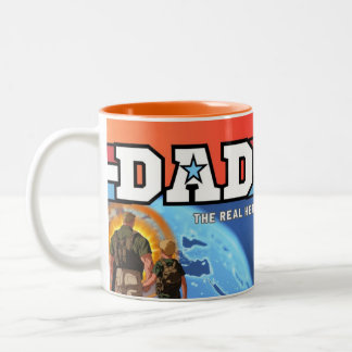 Caneca De Café Em Dois Tons PAI: O verdadeiro herói