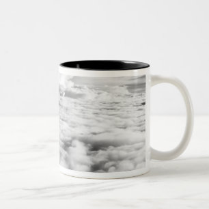 Caneca De Café Em Dois Tons Paisagem de nuvens no nascer do sol.2