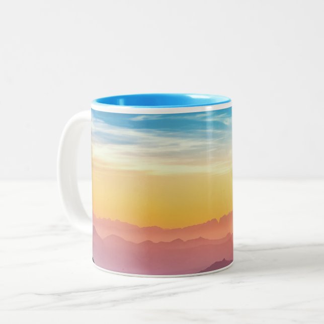 Caneca De Café Em Dois Tons Paisagem Montanha no Sunset (Frente Esquerda)