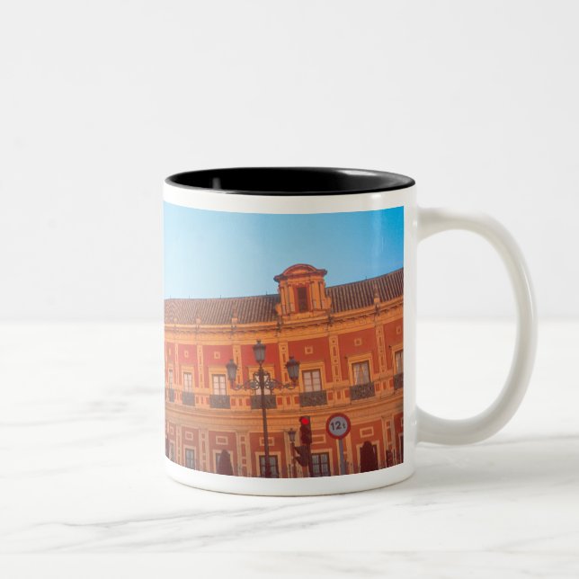 Caneca De Café Em Dois Tons Palacio de Telmo em Sevilha, Espanha (Direita)