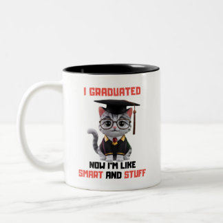 Caneca De Café Em Dois Tons Parabéns de Formando Inteligente, Graduação Engraç