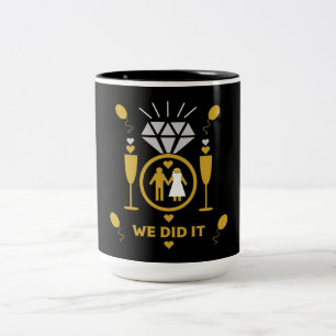 Caneca De Café Em Dois Tons Parabéns Originais e Divertidos pelo Noivado