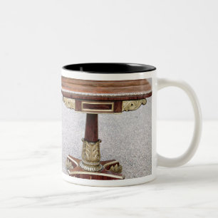 Caneca De Café Em Dois Tons Pares de mesas de cartão da regência em bases