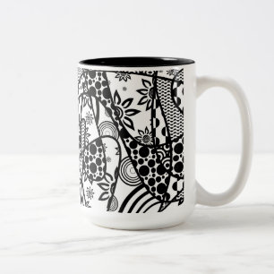 Caneca De Café Em Dois Tons Patchwork de padrão preto e branco 03