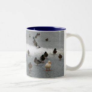 Caneca De Café Em Dois Tons Patos no gelo