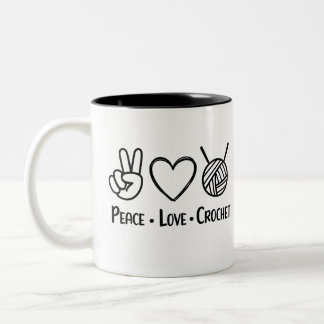 Caneca De Café Em Dois Tons Paz Amor Crochê