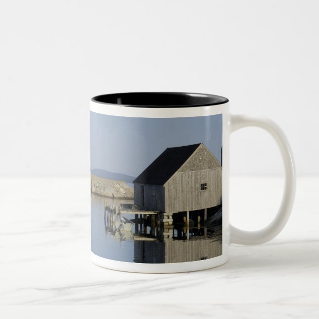 Caneca De Café Em Dois Tons Peggy's Cove, Nova Escócia, Canadá (Direita)