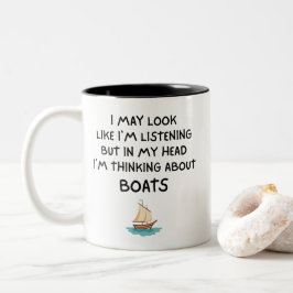 Caneca De Café Em Dois Tons Pensando em Barcos Divertidos à Vela