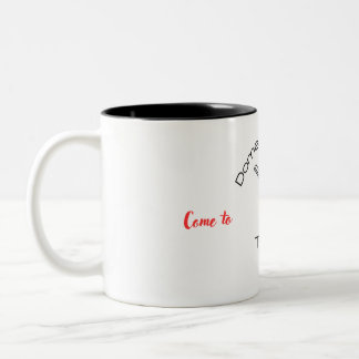 Caneca De Café Em Dois Tons Perigo de Domínio