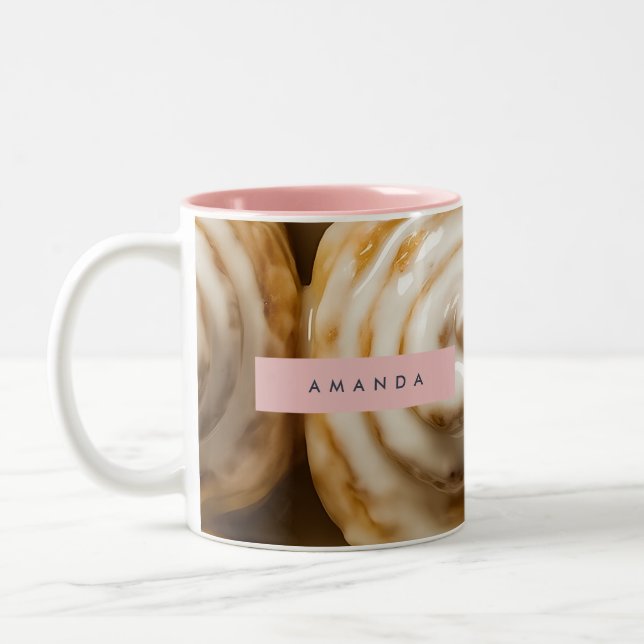Caneca De Café Em Dois Tons Personalized Cozy Cinnamon Roll Swirl  (Esquerda)