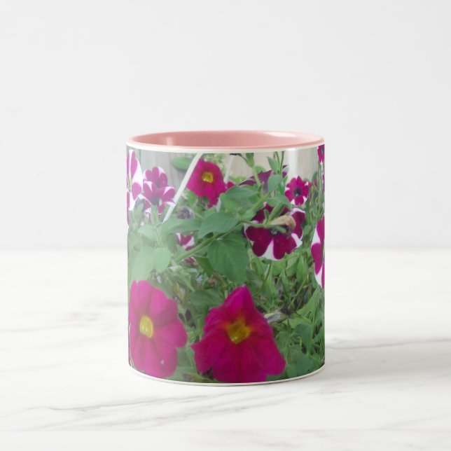 Caneca De Café Em Dois Tons Petunias Rosa (Centro)