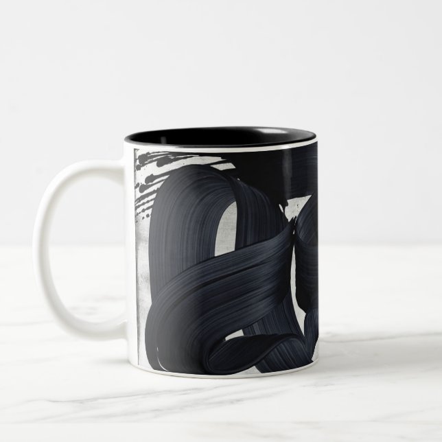 Caneca De Café Em Dois Tons Pincelada Preta Abstrata Monocromática  (Esquerda)