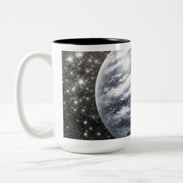 Caneca De Café Em Dois Tons Planeta Prateado no Espaço Exterior (Esquerda)