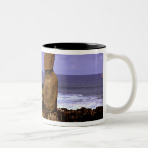 Caneca De Café Em Dois Tons Plataforma Tahai Estátua Moai Abstratos Páscoa